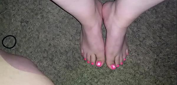  Cum on Sexy GF Light Pink Feet and Toes